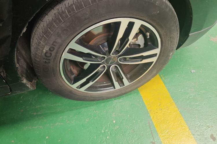 Used Dayun Yuanzhi M1 2020 VIP Edition Right Front Wheel Hub