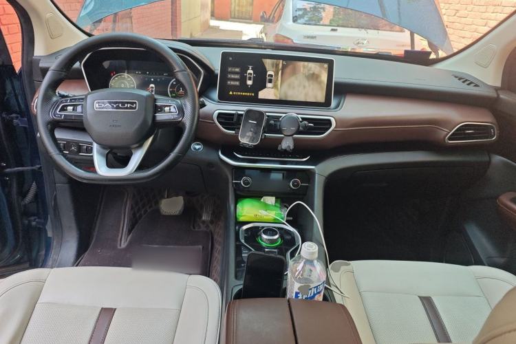 Used Dayun Yuanzhi M1 2021 7-Seater 405 VIP Edition Center Console