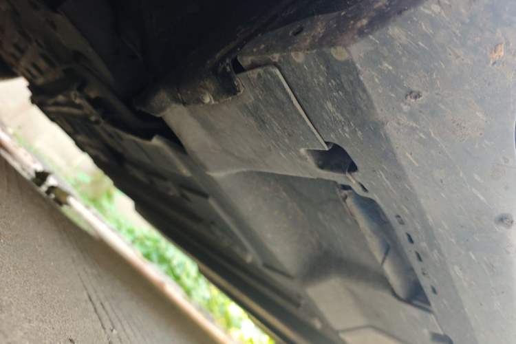 Used Dayun Yuanzhi M1 2021 7-Seater 405 VIP Edition Chassis Front Left