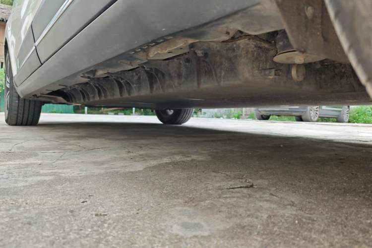 Used Dayun Yuanzhi M1 2021 7-Seater 405 Xiangying Edition Chassis Rear Left