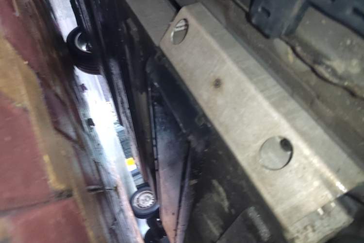 Used Dayun Yuanzhi M1 2022 4-Seater 450 First-Class Seats Chassis Rear Left