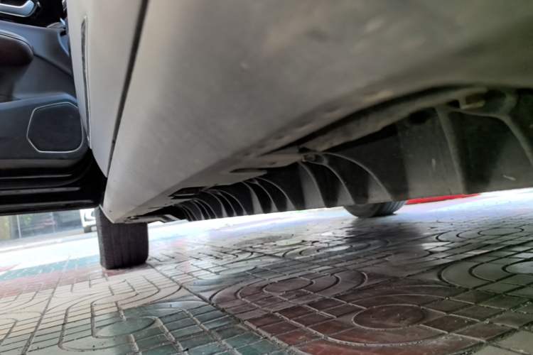 Used Dayun Yuanzhi M1 2022 7-Seater 450 Standard Edition Left Side Sill