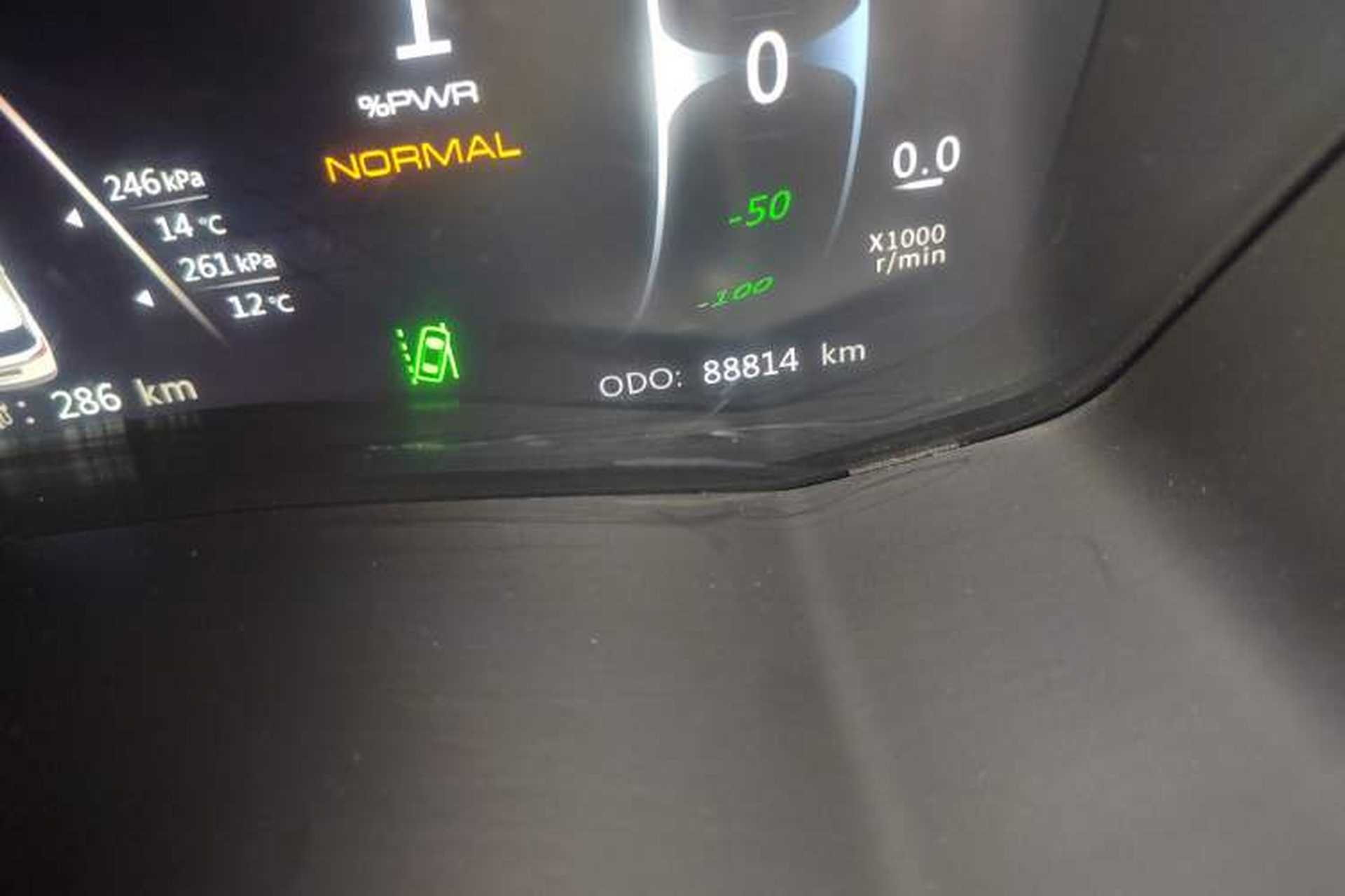 Used Dayun Yuanzhi M1 2022 4-Seater 450 First-Class Seats Odometer Close Up