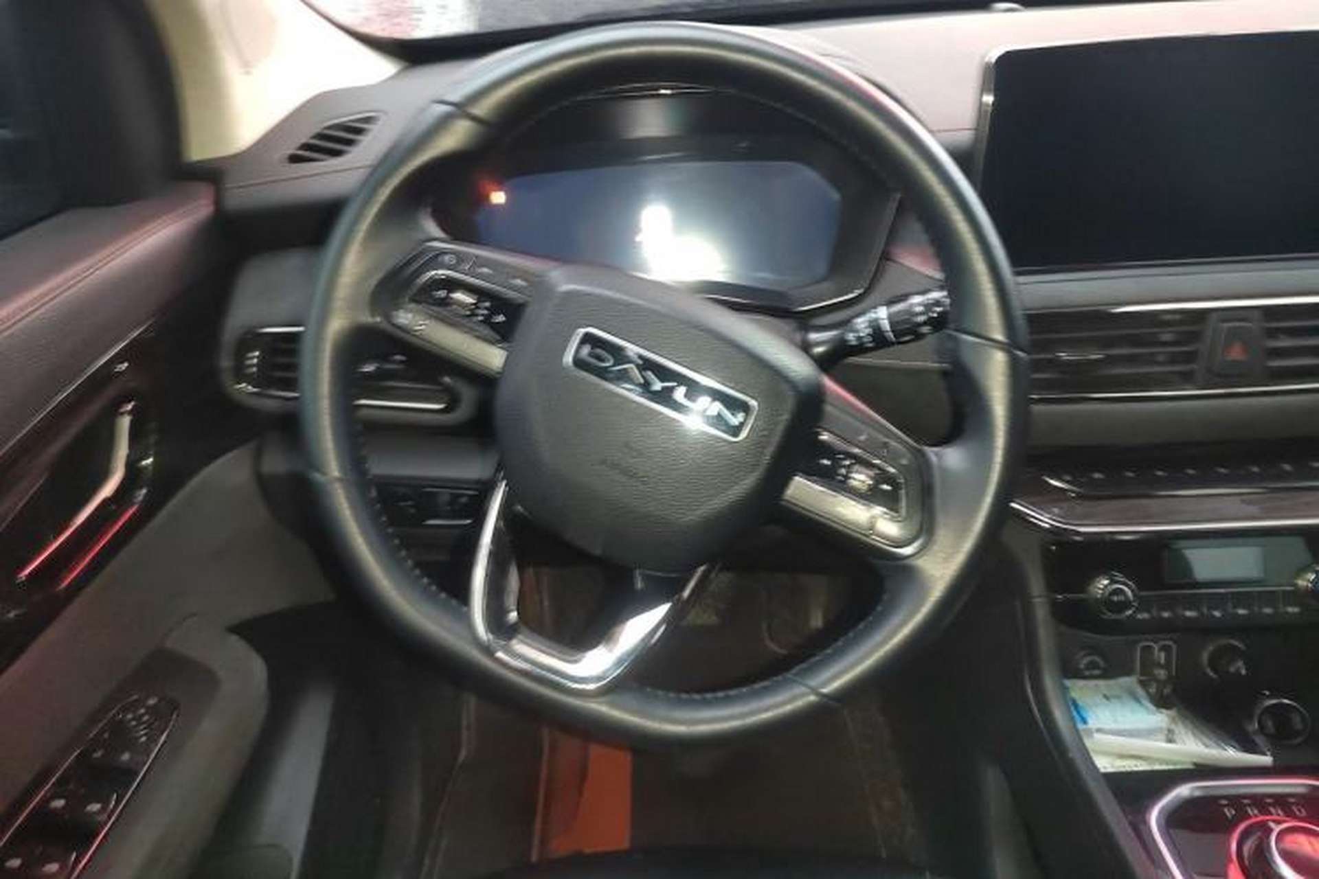 Used Dayun Yuanzhi M1 2022 4-Seater 450 First-Class Seats Steering Wheel