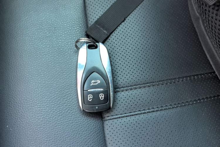 Used Dayun Yuanzhi M1 2022 7-Seater 450 Standard Edition Vehicle Key