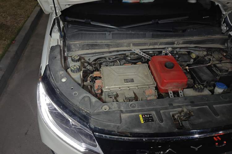 Used Dayun Yuanzhi M1 2022 5-Seater 450 Elite Edition Engine Bay Right