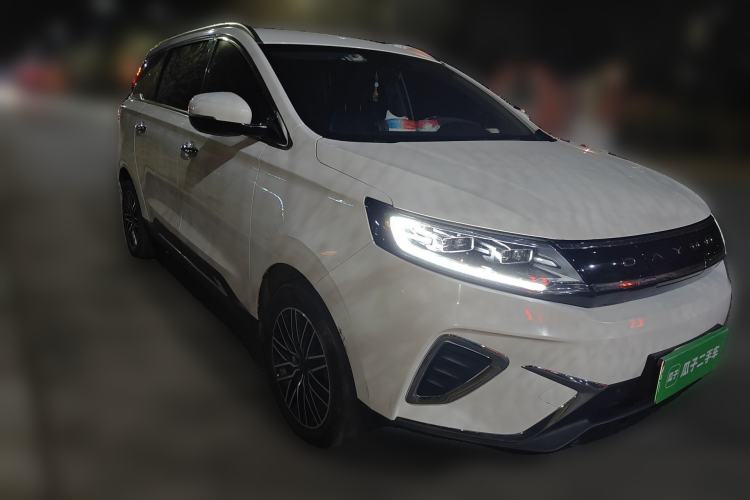 Used Dayun Yuanzhi M1 2022 5-Seater 450 Elite Edition Front Right 45 Deg