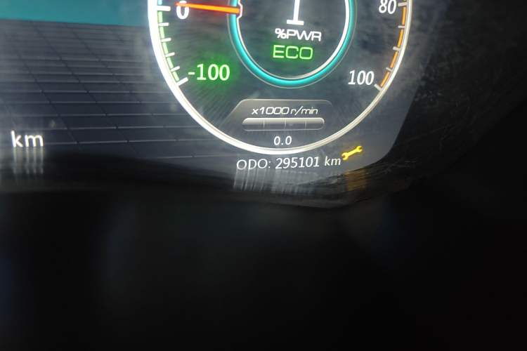 Used Dayun Yuanzhi M1 2022 5-Seater 450 Elite Edition Odometer Close Up