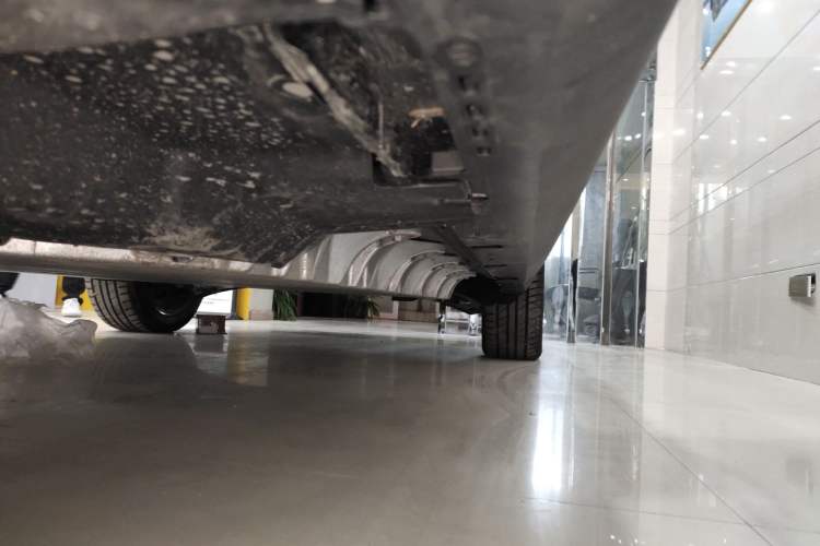 Used Dayun Yuanzhi M1 2025 7-Seater 490 Standard Edition Left Side Sill