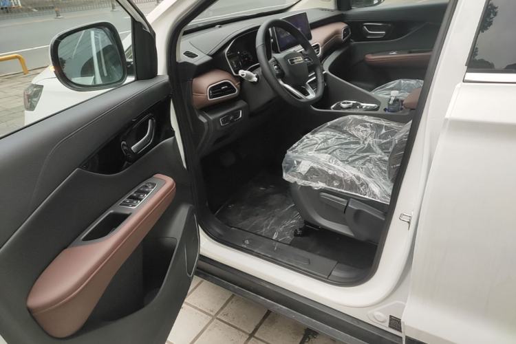 Used Dayun Yuanzhi M1 2025 7-Seater 490 Standard Edition Driver Seat