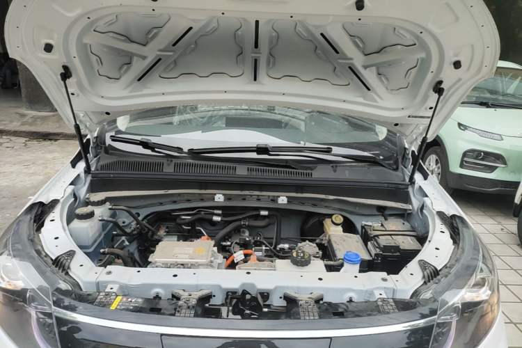 Used Dayun Yuanzhi M1 2025 7-Seater 490 Standard Edition Engine Bay