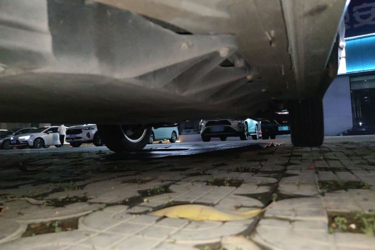 Used Dayun Yuehu 2022 300 Standard Edition Chassis Front Left