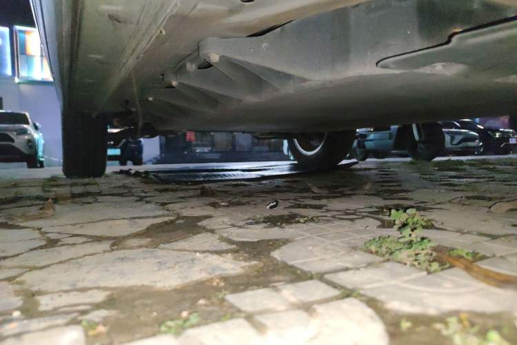 Used Dayun Yuehu 2022 300 Standard Edition Chassis Front Right