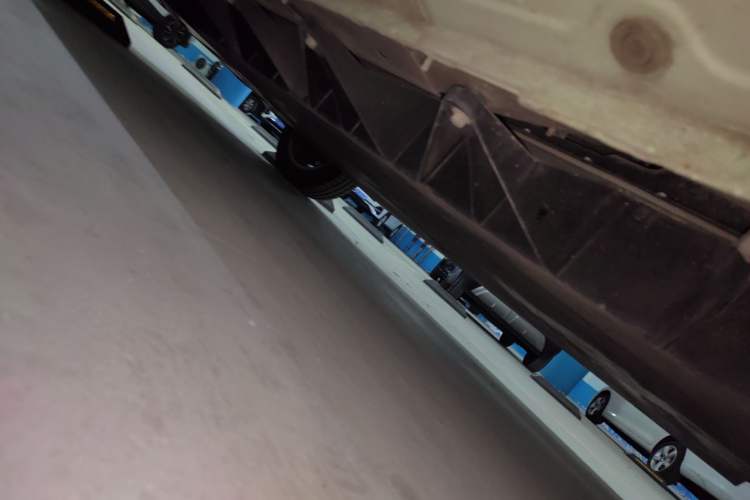 Used Dayun Yuehu 2022 300 Standard Edition Chassis Rear Left