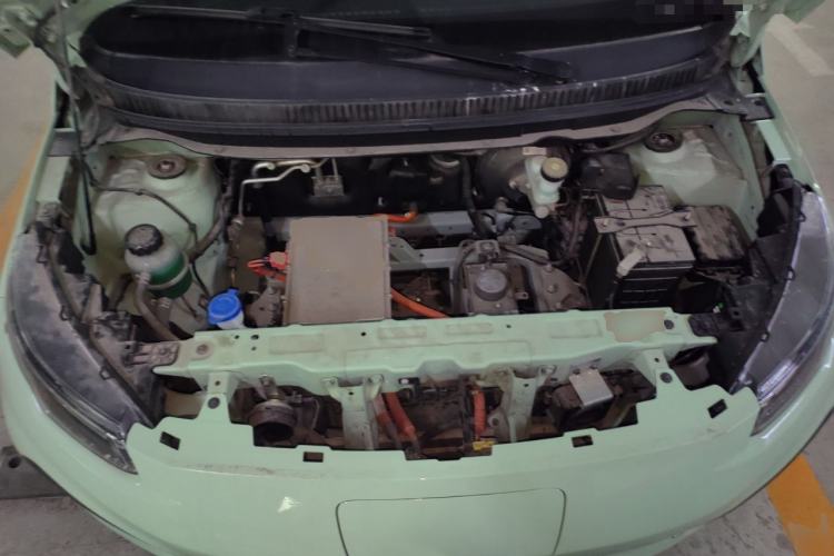 Used Dayun Yuehu 2022 300 Standard Edition Engine Bay