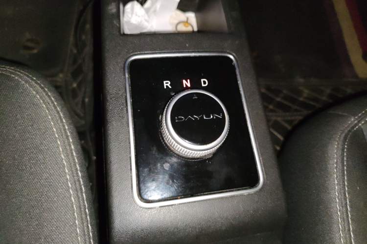 Used Dayun Yuehu 2022 300 Standard Edition Gear Lever