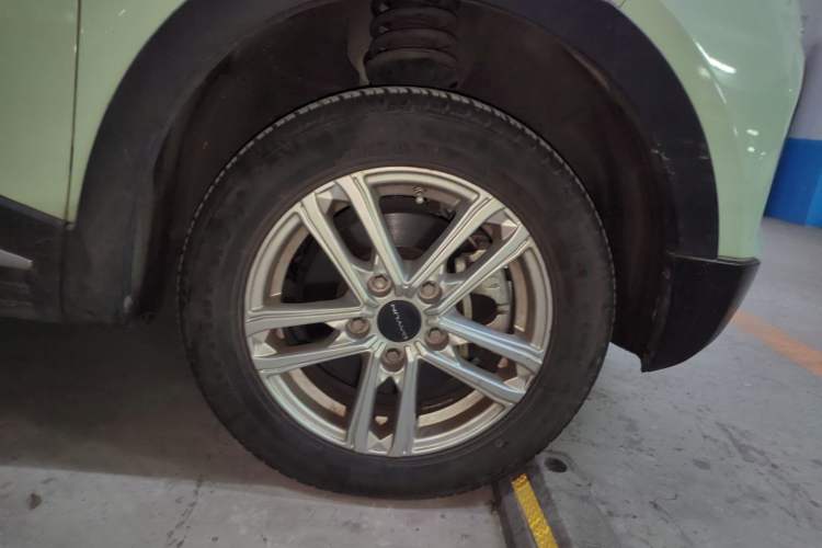 Used Dayun Yuehu 2022 300 Standard Edition Right Front Wheel Hub