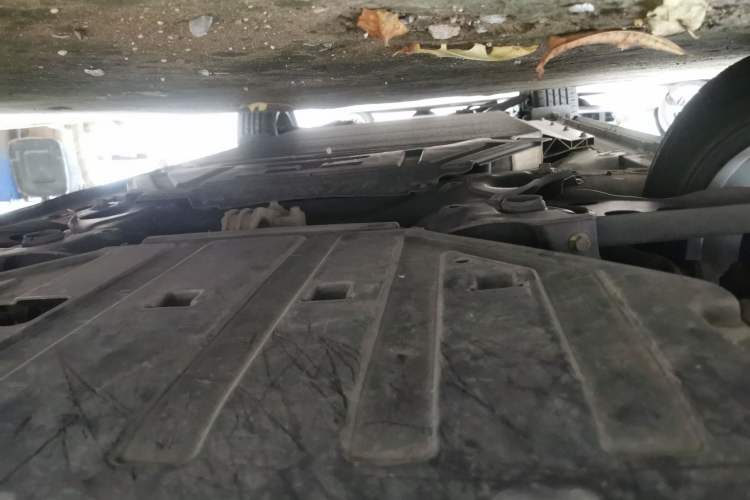 Used Dayun Yuehu 2021 32.85 kWh Two-Wheel-Drive Sprite Version Chassis Front