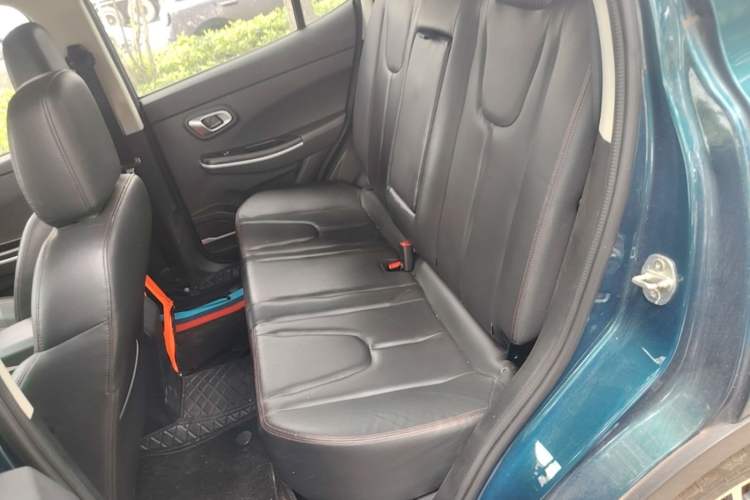Used Dayun Yuehu 2020 Four-Wheel Drive New Edition Left Rear Seat