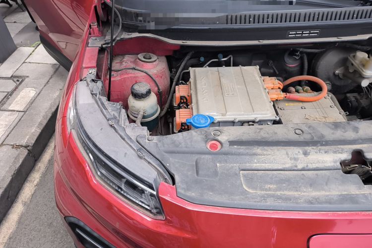 Used Dayun Yuehu 2020 Four-Wheel Drive New Edition Engine Bay Right