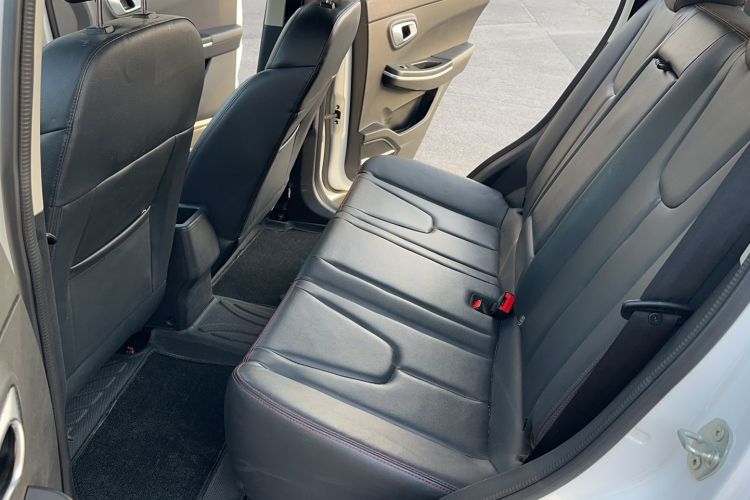 Used Dayun Yuehu 2020 Four-Wheel Drive New Edition Interior 2