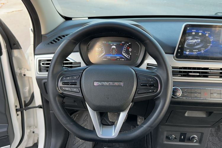 Used Dayun Yuehu 2020 Four-Wheel Drive New Edition Interior 5