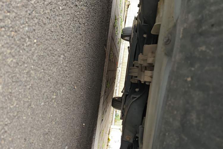 Used Dayun Yuehu 2021 32.85 kWh Two-Wheel-Drive Sprite Version Chassis Front
