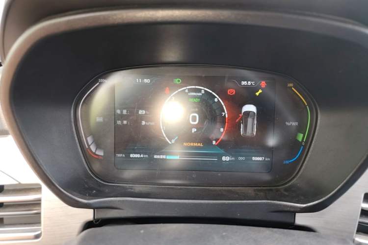 Used Dayun Yuehu 2021 32.85 kWh Two-Wheel-Drive Sprite Version Instrument Cluster