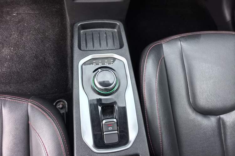 Used Dayun Yuehu 2021 32.85 kWh Two-Wheel-Drive Sprite Version Gear Lever