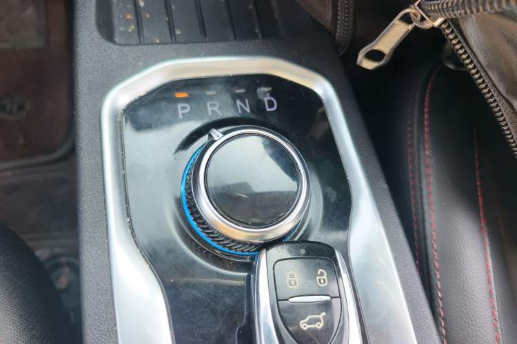 Used Dayun Yuehu 2021 32.85 kWh Two-Wheel-Drive Sprite Version Gear Lever