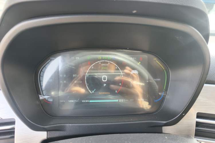 Used Dayun Yuehu 2021 32.85 kWh Two-Wheel-Drive Sprite Version Instrument Cluster