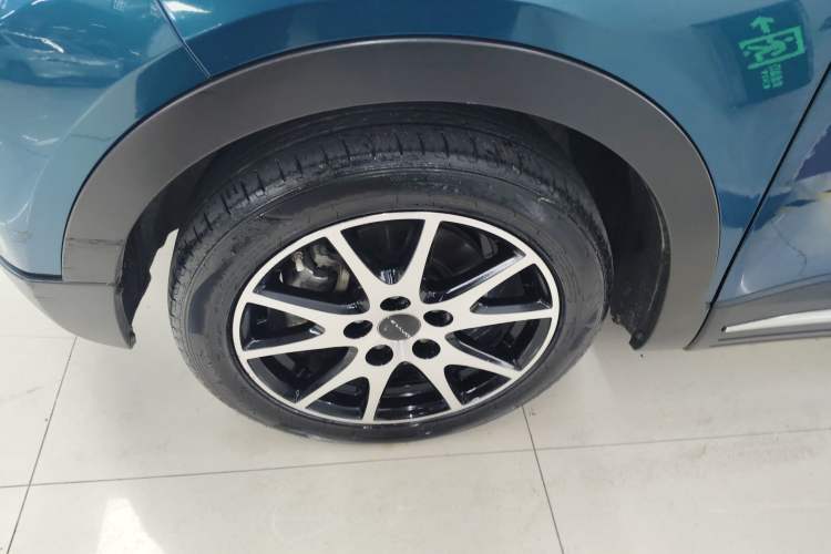 Used Dayun Yuehu 2021 32.85 kWh Two-Wheel-Drive Sprite Version Left Front Wheel Hub