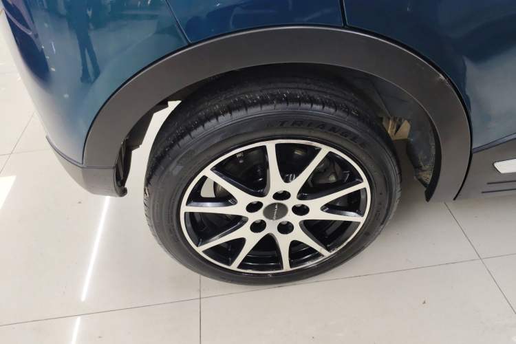 Used Dayun Yuehu 2021 32.85 kWh Two-Wheel-Drive Sprite Version Right Rear Wheel Hub