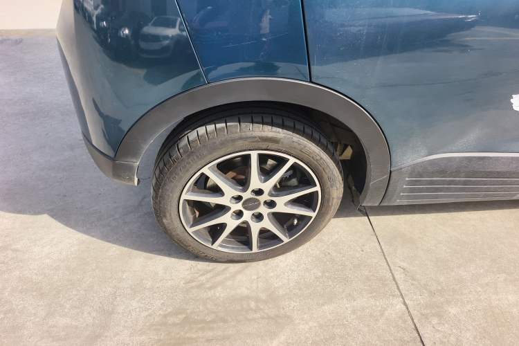 Used Dayun Yuehu 2021 32.85 kWh Two-Wheel-Drive Sprite Version Right Rear Wheel Hub