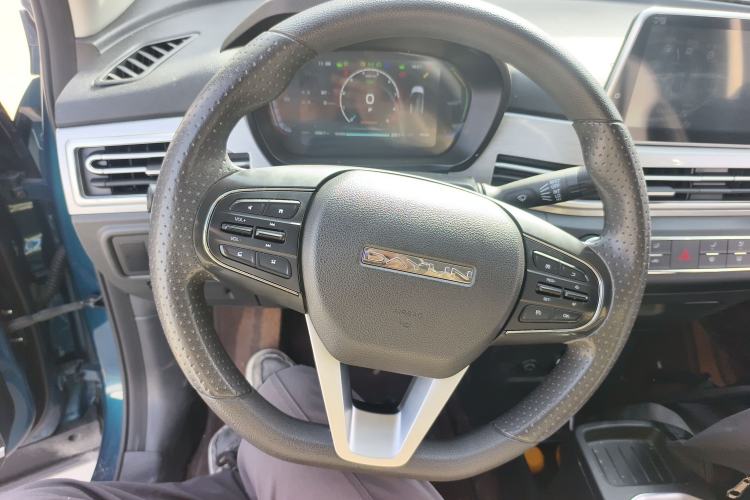 Used Dayun Yuehu 2021 32.85 kWh Two-Wheel-Drive Sprite Version Steering Wheel