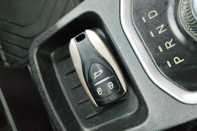 Used Dayun Yuehu 2021 32.85 kWh Two-Wheel-Drive Sprite Version Vehicle Key