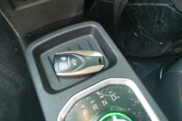Used Dayun Yuehu 2021 32.85 kWh Two-Wheel-Drive Sprite Version Vehicle Key