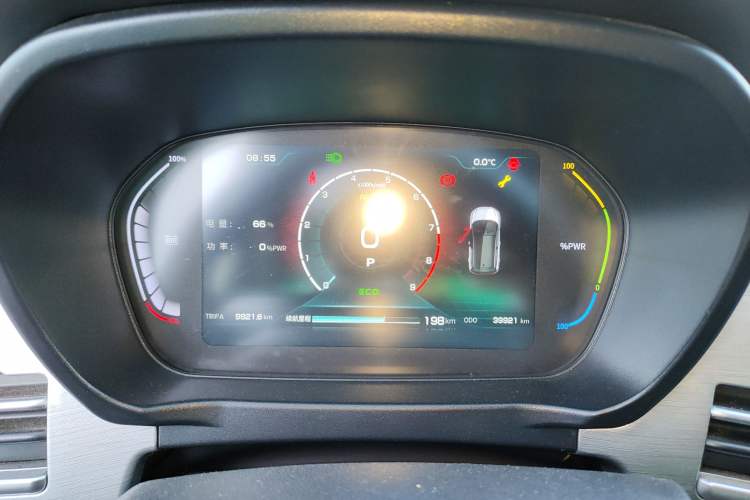 Used Dayun Yuehu 2021 32.85 kWh Two-Wheel-Drive Sprite Version Instrument Cluster