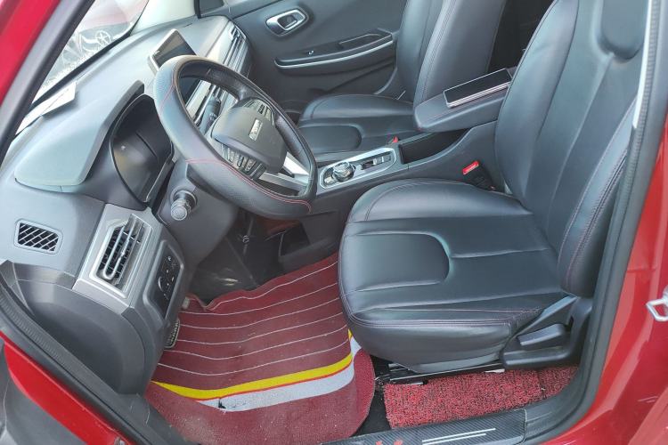 Used Dayun Yuehu 2021 32.85 kWh Two-Wheel-Drive Sprite Version Left Front Seat