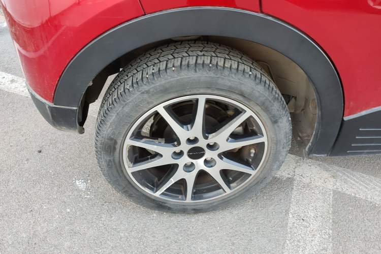 Used Dayun Yuehu 2021 32.85 kWh Two-Wheel-Drive Sprite Version Right Rear Wheel Hub