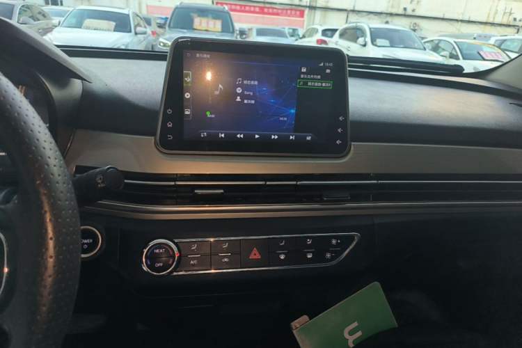 Used Dayun Yuehu 2021 32.85 kWh Two-Wheel-Drive Sprite Version Audio And AC Panel