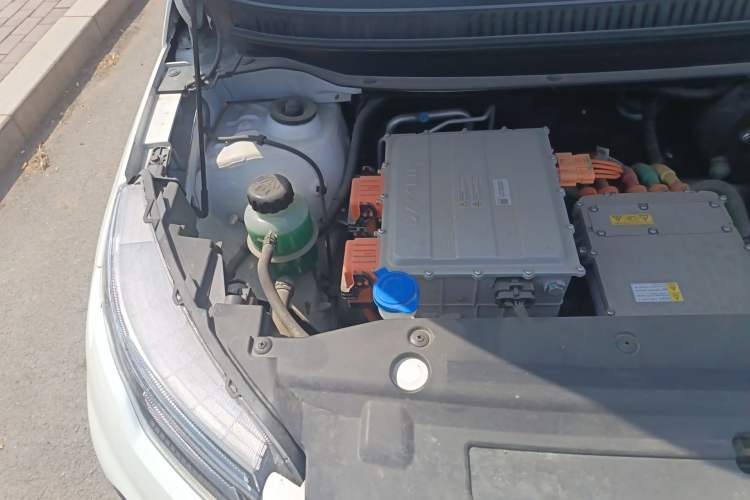 Used Dayun Yuehu 2021 Revised Version 32.85 kWh Two-Wheel Drive Sprite Edition Engine Bay Right