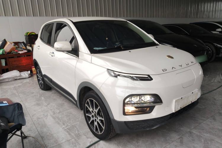 Used Dayun Yuehu 2021 Revised Version 32.85 kWh Two-Wheel Drive Sprite Edition Front Right 45 Deg