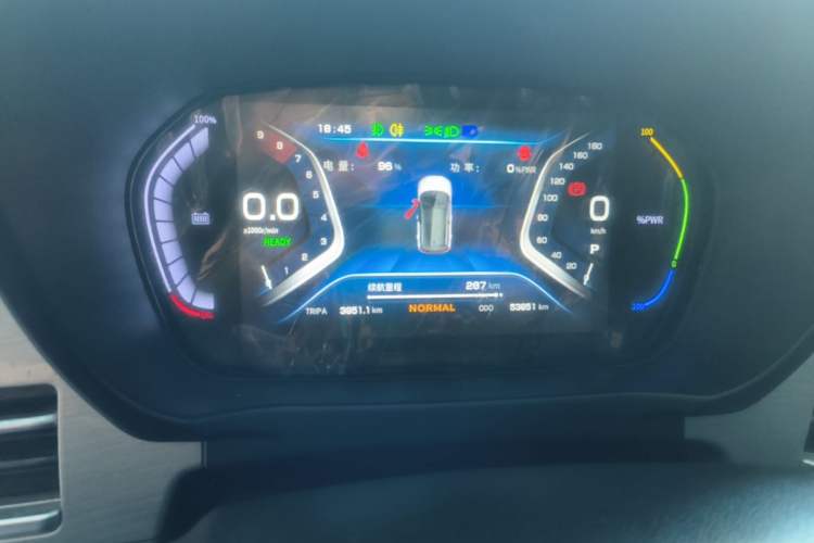 Used Dayun Yuehu 2021 32.85 kWh Two-Wheel-Drive Sprite Version Instrument Cluster