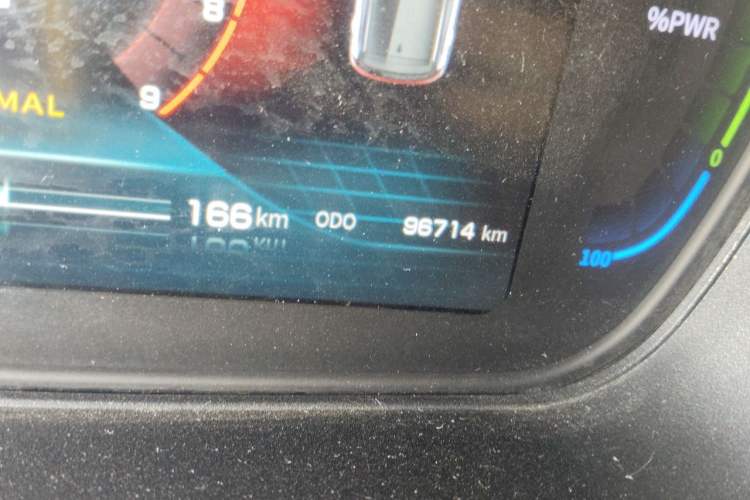 Used Dayun Yuehu 2021 32.85 kWh Two-Wheel-Drive Sprite Version Odometer Close Up