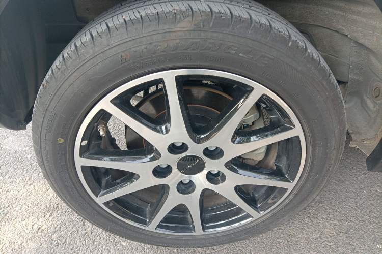 Used Dayun Yuehu 2021 32.85 kWh Two-Wheel-Drive Sprite Version Right Rear Wheel Hub