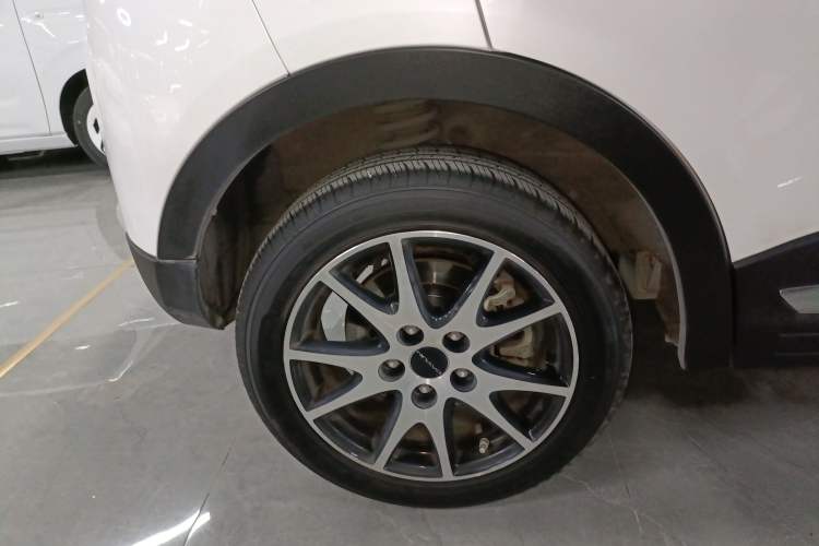 Used Dayun Yuehu 2021 32.85 kWh Two-Wheel-Drive Sprite Version Right Rear Wheel Hub