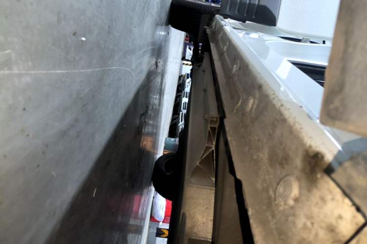 Used Dayun Yuehu 2021 32.85 kWh Two-Wheel-Drive Sprite Version Right Side Sill