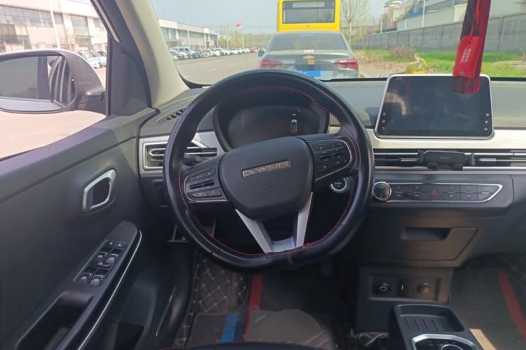 Used Dayun Yuehu 2021 Revised Version 32.85 kWh Two-Wheel Drive Sprite Edition Steering Wheel