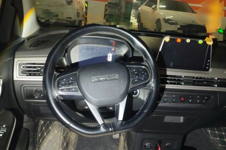 Used Dayun Yuehu 2021 32.85 kWh Two-Wheel-Drive Sprite Version Steering Wheel
